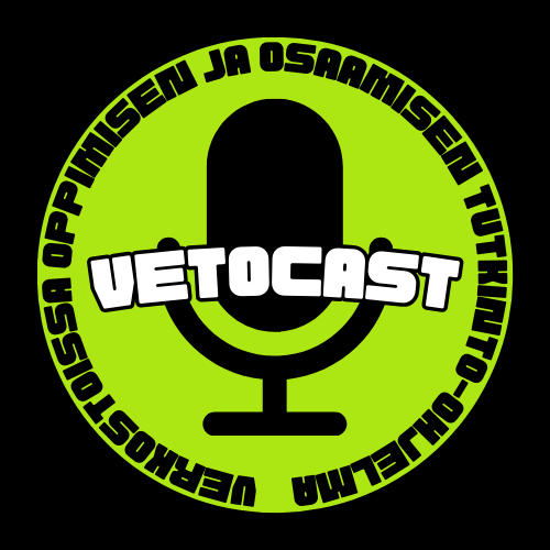 Kuvaa klikkaamalla pääset kuuntelemaan podcastiamme!